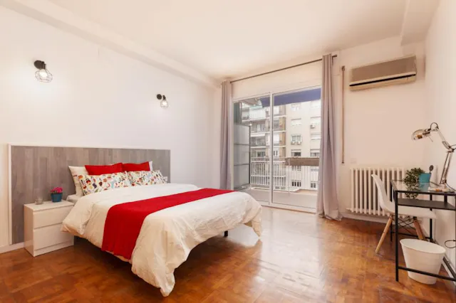 Private room in Carrer de Balmes, Barcelona (1170654) room image 1