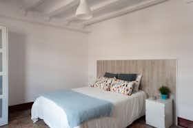 Private room for rent for €670 per month in Barcelona, Carrer de les Heures
