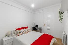 Private room for rent for €610 per month in Barcelona, Carrer de València
