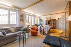 Appartement à louer pour 4 000 €/mois à Dijon, Rue Bordot