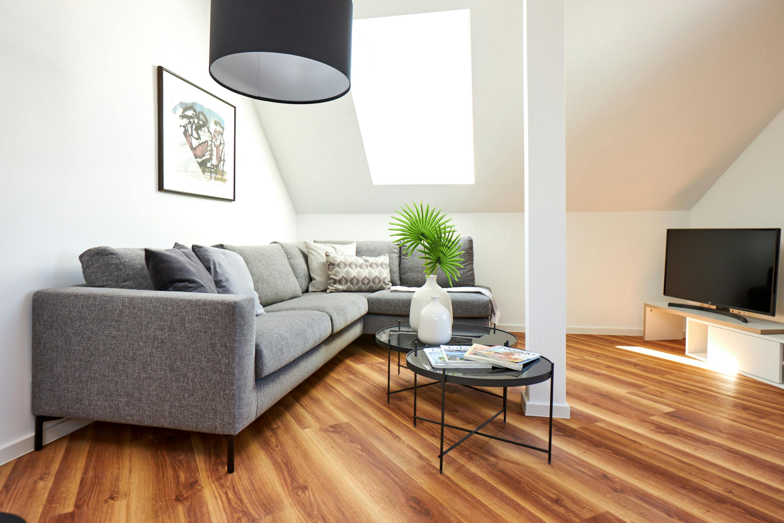 Apartment for rent for €1,750 per month in Düsseldorf, Gertrudisplatz