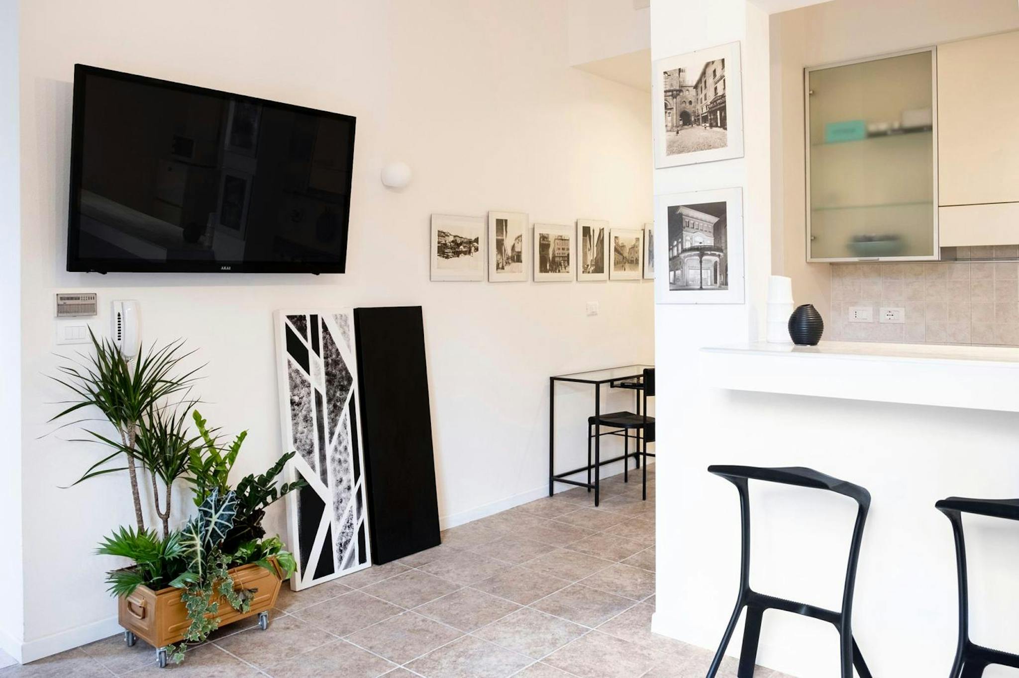 Via San Mamolo, Bologna preview