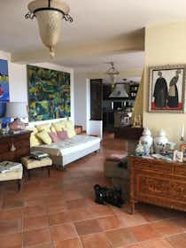 Приватна кімната за оренду для 6 000 EUR на місяць у San Giovanni A Piro, Capolomonte