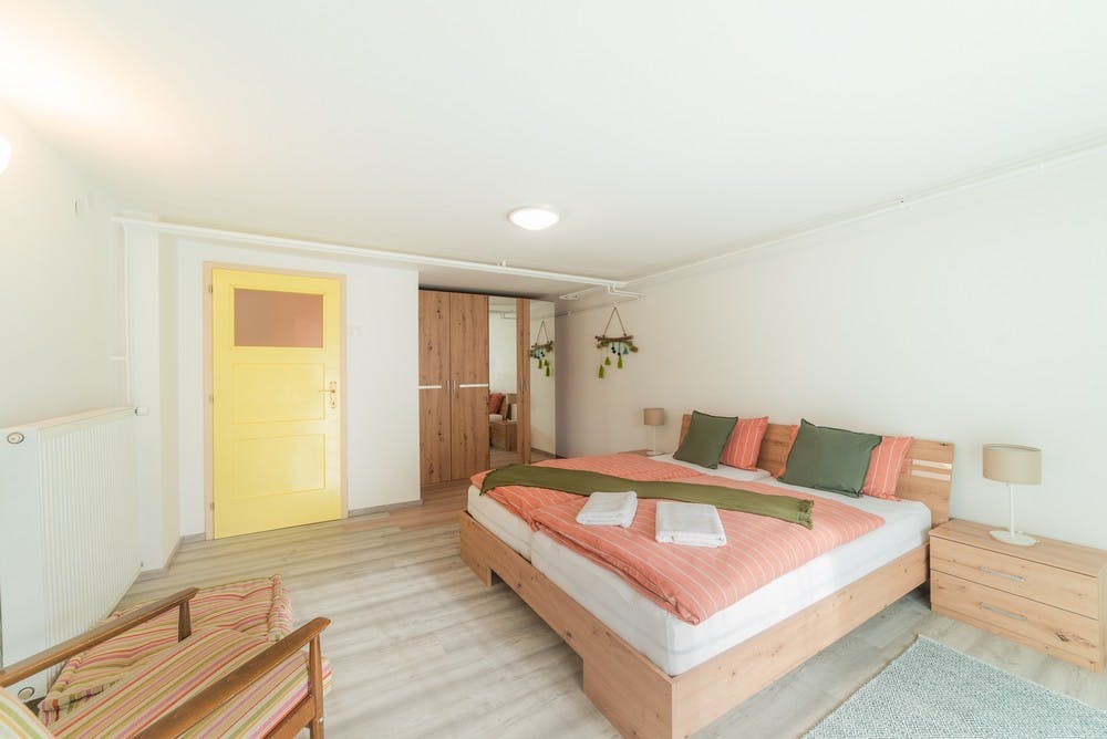 Novo Polje-cesta XIX, Ljubljana preview