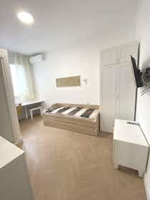 Studio for rent for €600 per month in Thessaloníki, Aristotelous