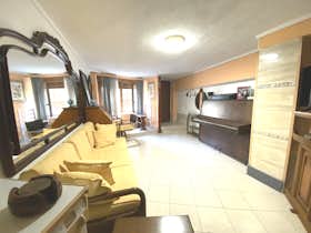 Appartamento in affitto a 650 € al mese a Thessaloníki, Kleious