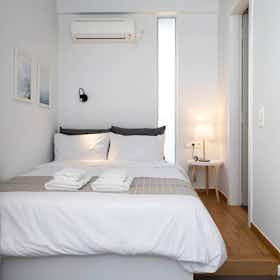 Apartment for rent for €960 per month in Athens, Mavromichali