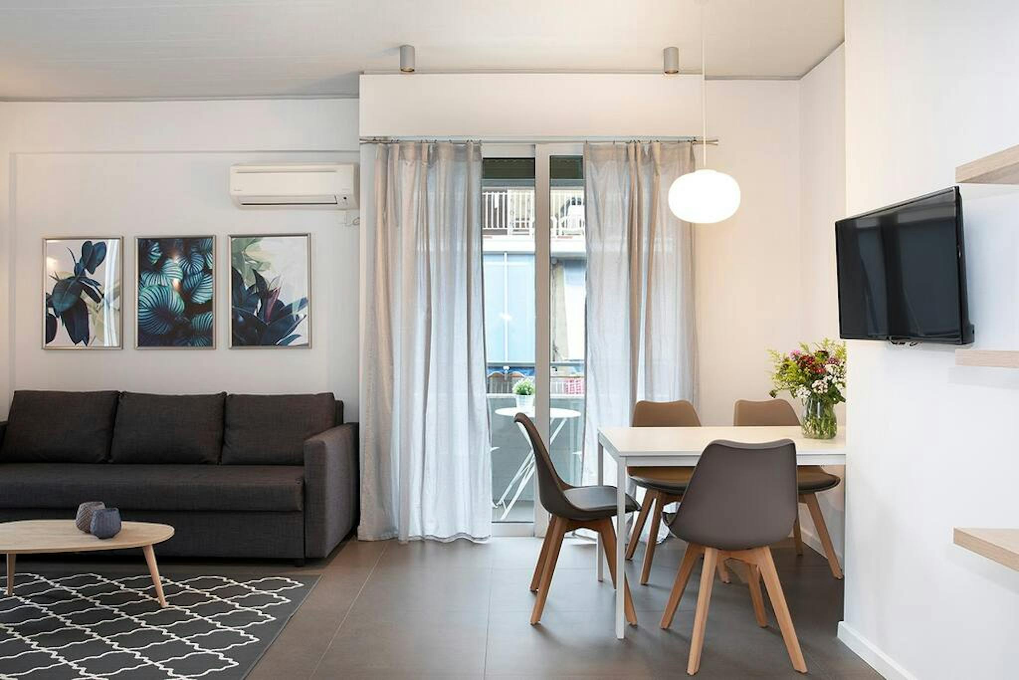 Mavromichali, Athens preview