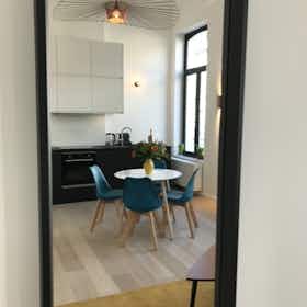 Apartment for rent for €1,350 per month in Ixelles, Rue Cans