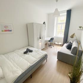 Private room for rent for €650 per month in Vienna, Brunnengasse