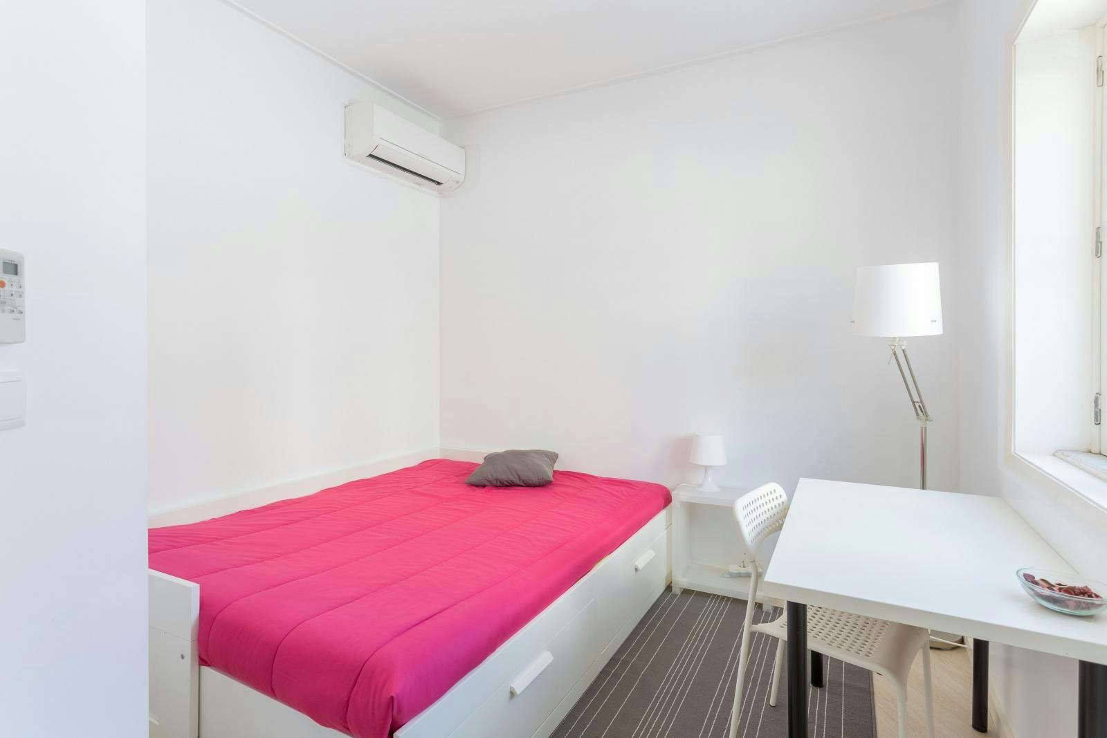 Apartment Gondomar, 600m² — photo 1