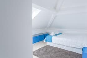 Приватна кімната за оренду для 380 EUR на місяць у Gondomar, Rua Dom Afonso Henriques