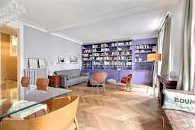 Apartment for rent for €3,867 per month in Paris, Rue de Miromesnil