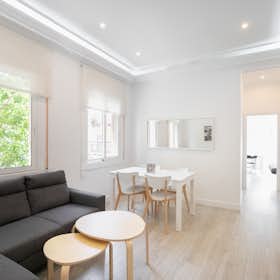 Apartment for rent for €1,500 per month in L'Hospitalet de Llobregat, Carrer d'Estruch