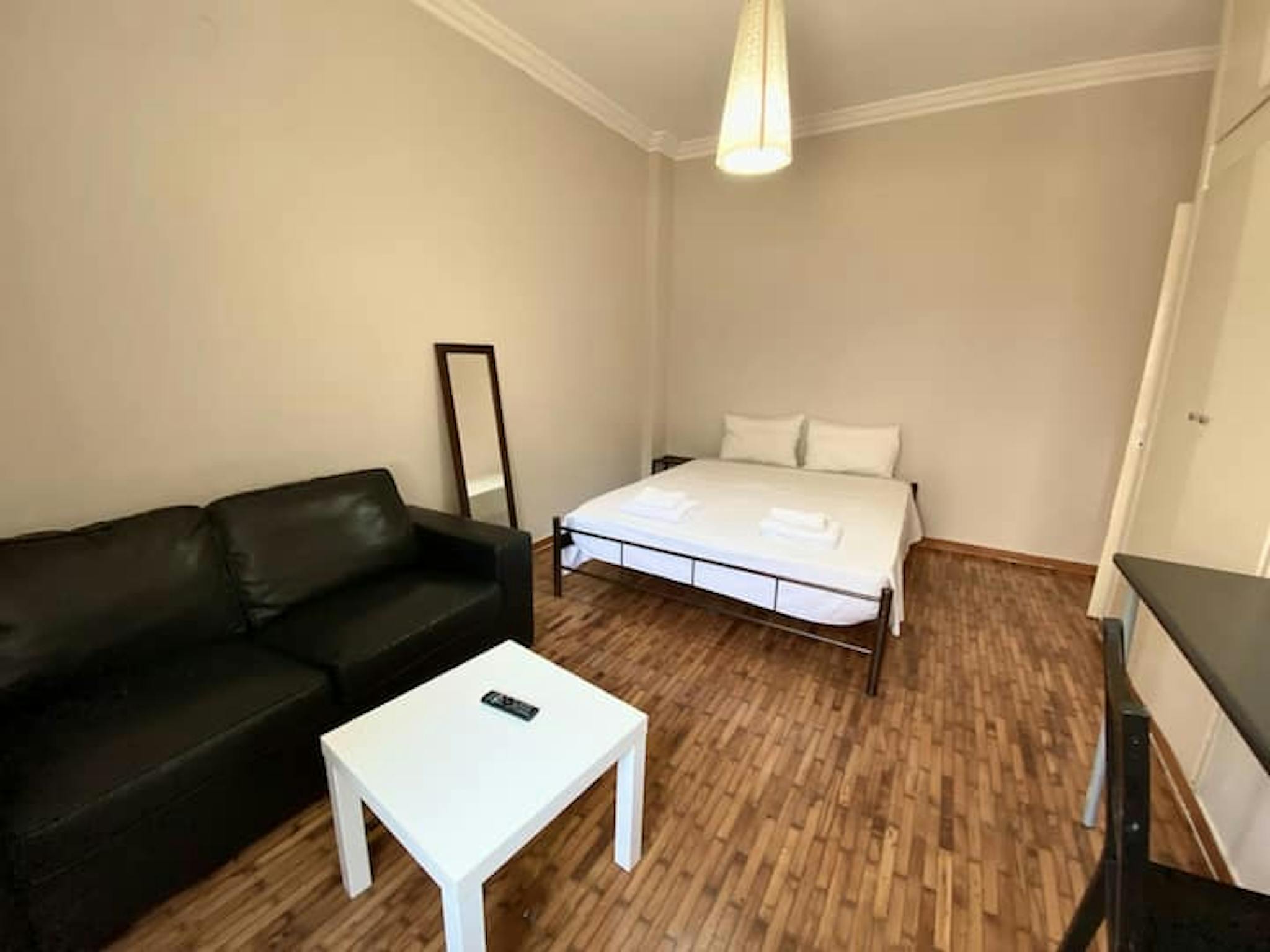 Galvani, Athens preview