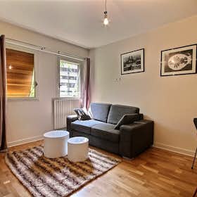 Studio for rent for €1,551 per month in Paris, Avenue de Ségur