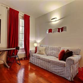 Studio for rent for €1,538 per month in Paris, Avenue de Tourville