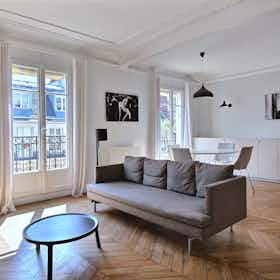 Apartment for rent for €2,438 per month in Paris, Boulevard Richard Lenoir