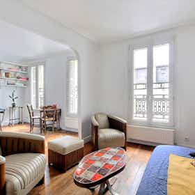 Apartment for rent for €1,696 per month in Paris, Rue des Abbesses