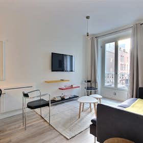 公寓 正在以 €1,410 的月租出租，其位于 Paris, Rue Myrha
