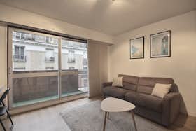 Studio for rent for €1,430 per month in Paris, Rue Sébastien Mercier