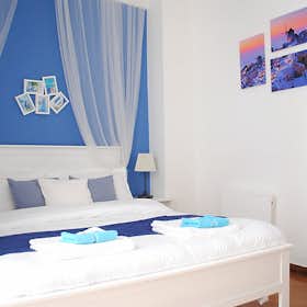 Lägenhet att hyra för 795 € i månaden i Athens, Aigeos