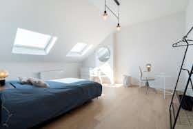 Дом сдается в аренду за 690 € в месяц в Liège, Boulevard de la Constitution