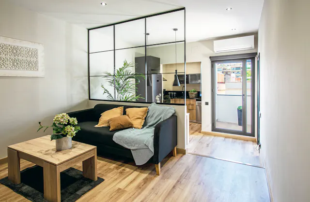 2-Bedroom Apartment in Carrer de la Democràcia, Barcelona (1178182) room image 1