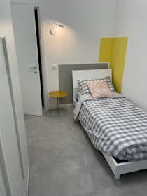 Private room for rent for €500 per month in Padova, Via Giacomo Carissimi