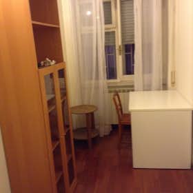 Chambre privée for rent for 528 € per month in Rome, Viale Libia