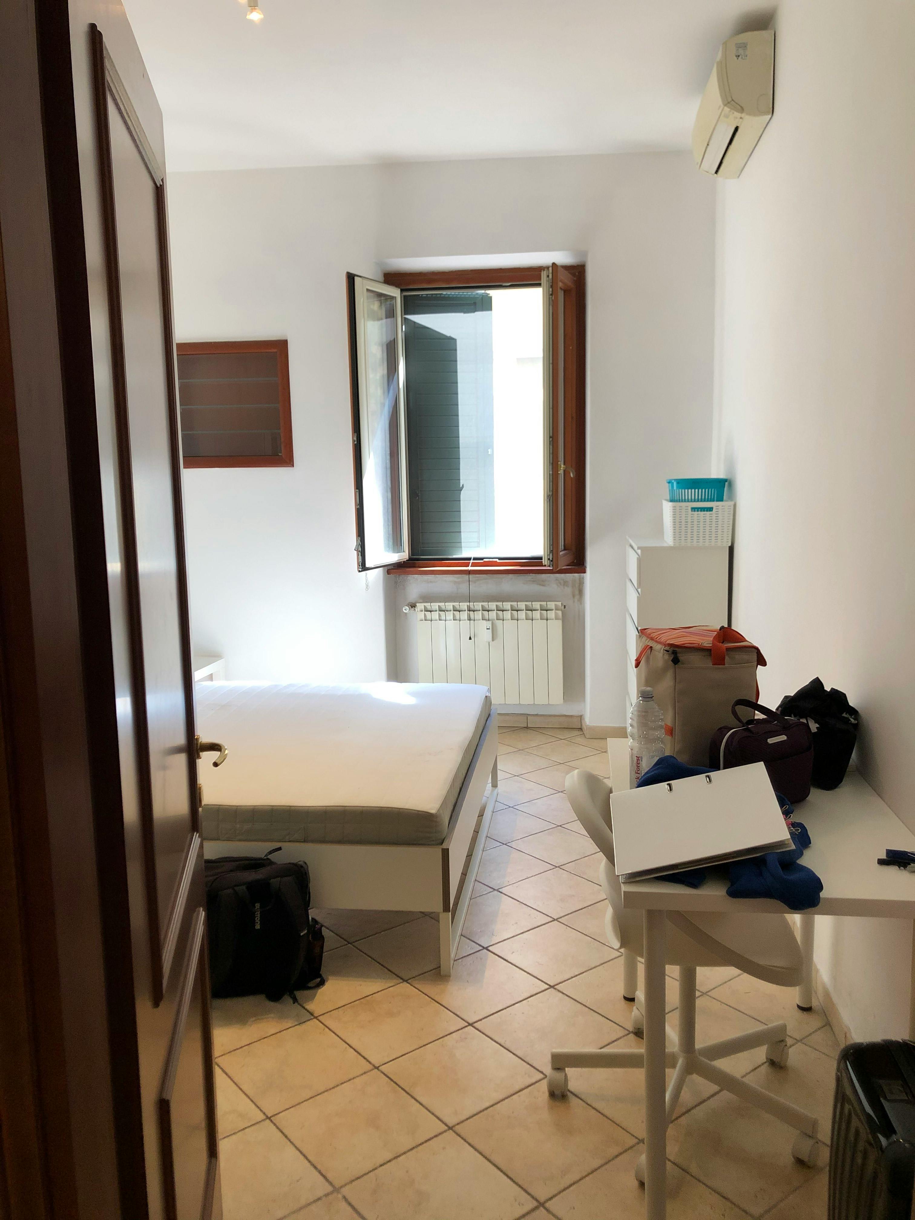 Private room for rent for €460 per month in Rome, Via Annio Felice
