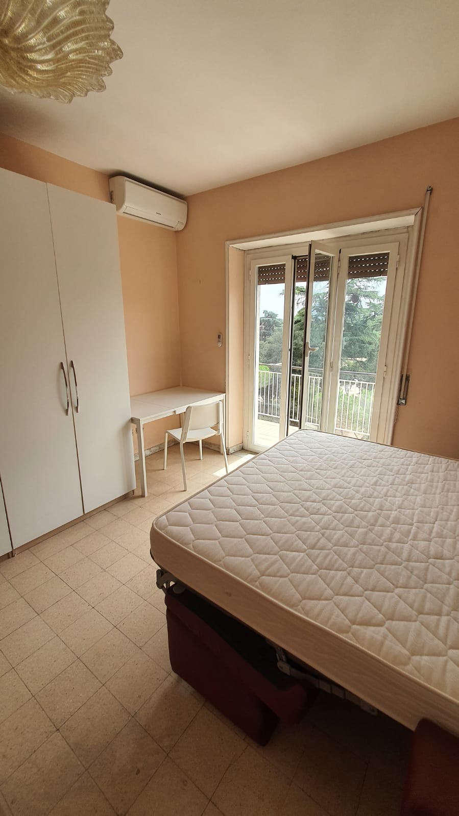 Apartment for rent for €1,200 per month in Rome, Via Appia Nuova