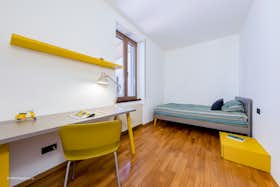 Privé kamer te huur voor € 550 per maand in Trento, Via del Brennero
