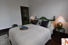 私人房间 正在以 €1,580 的月租出租，其位于 La Orotava, Calle León