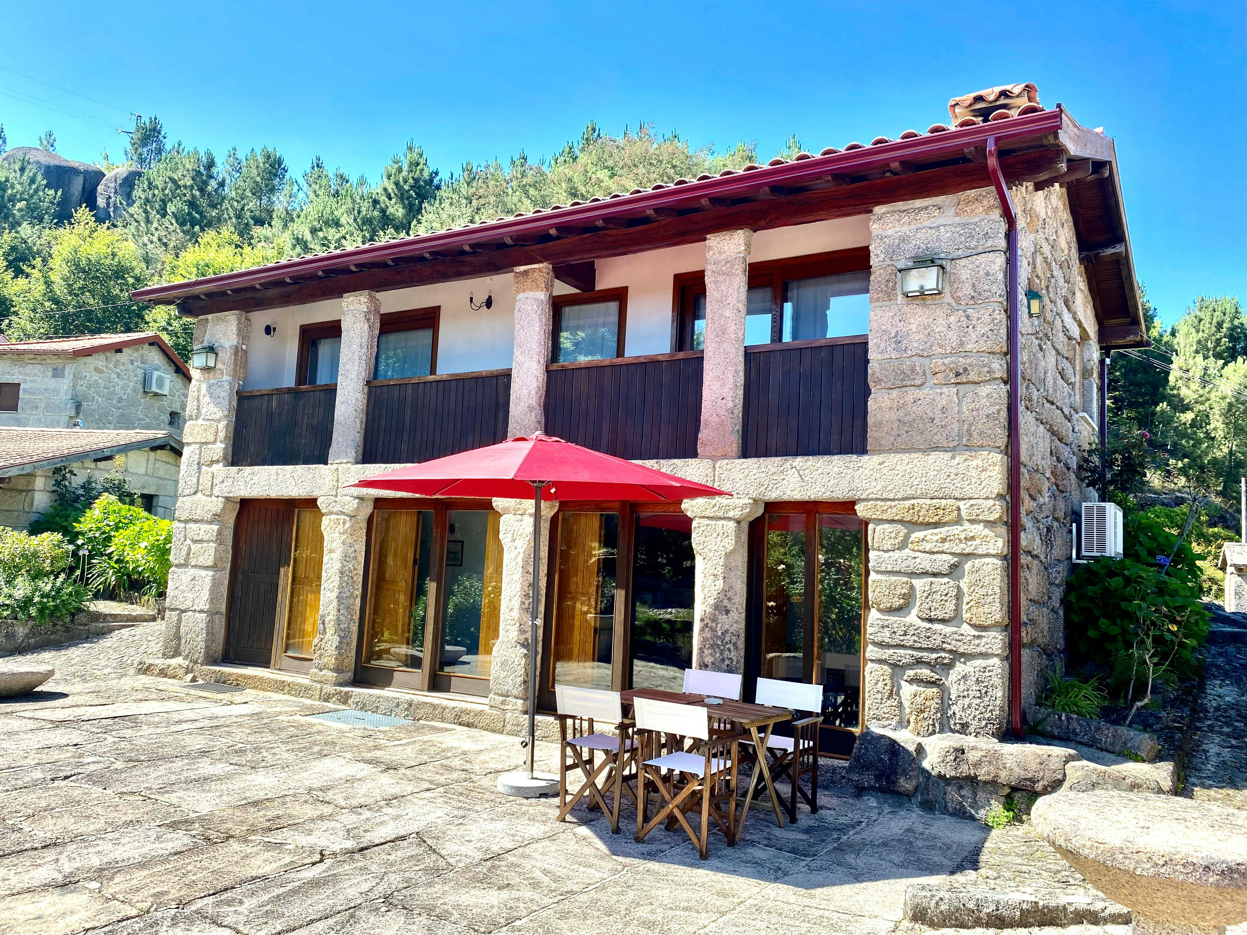 Apartment Terras De Bouro, 104m² — photo 1