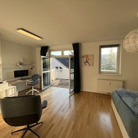 WG-Zimmer for rent for 750 € per month in Linz, Leondinger Straße