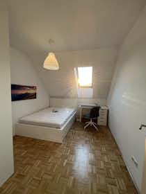 Private room for rent for €595 per month in Linz, Leondinger Straße