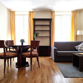 Apartment for rent for €1,700 per month in Paris, Rue Vaneau
