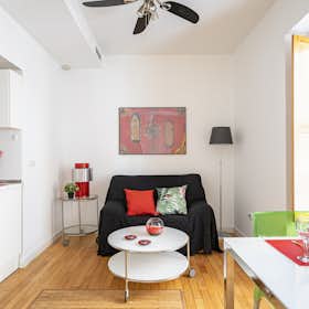 Studio for rent for €895 per month in Madrid, Calle de Doña Urraca
