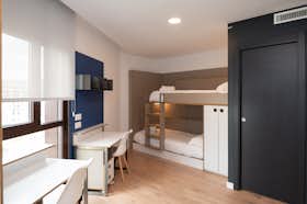 Privé kamer te huur voor € 540 per maand in Málaga, Bulevar Louis Pasteur