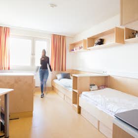 Спільна кімната за оренду для 465 EUR на місяць у Vienna, Elisenstraße