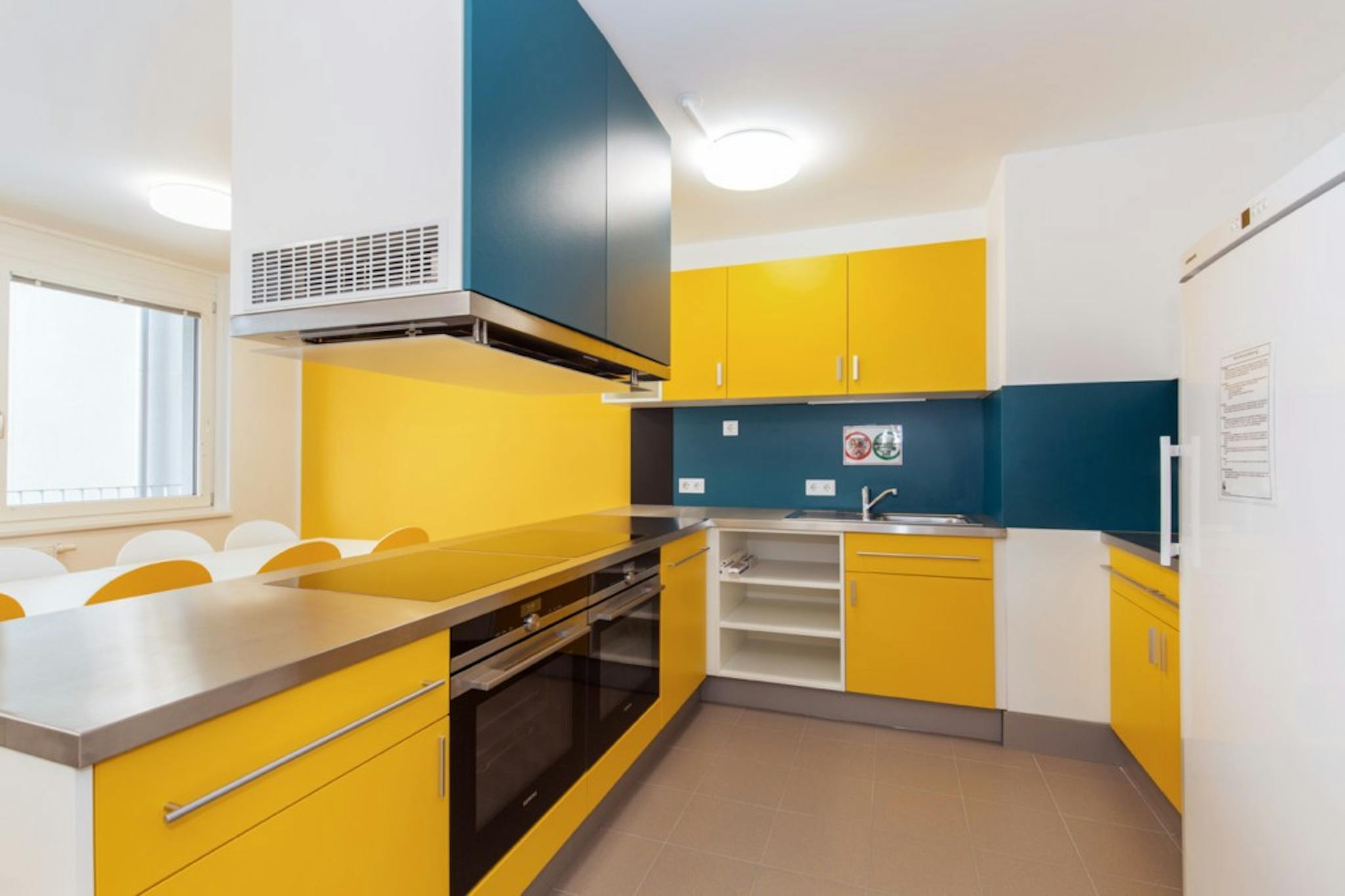 Triester Straße, Vienna preview