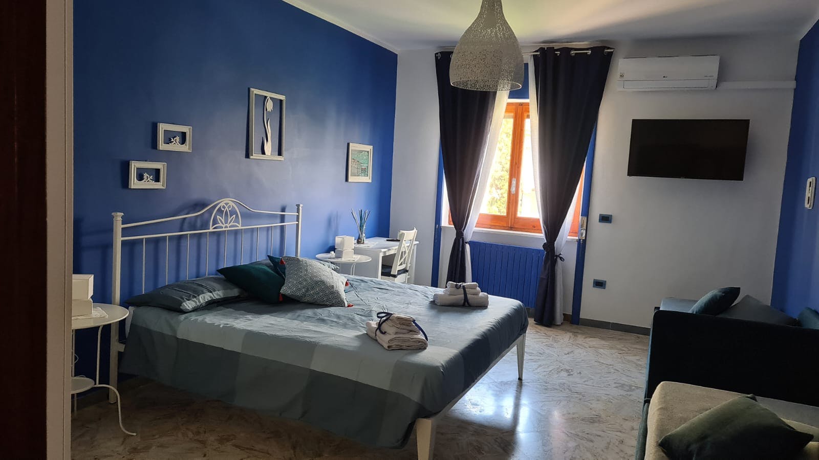 Apartment for rent for €1,500 per month in Pompei, Via Colle San Bartolomeo