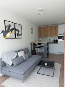 Apartament de închiriat pentru 1.490 EUR pe lună în Hamburg, Julius-Brecht-Straße