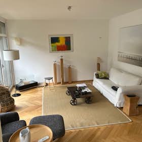 Apartment for rent for €2,500 per month in Düsseldorf, Neanderstraße