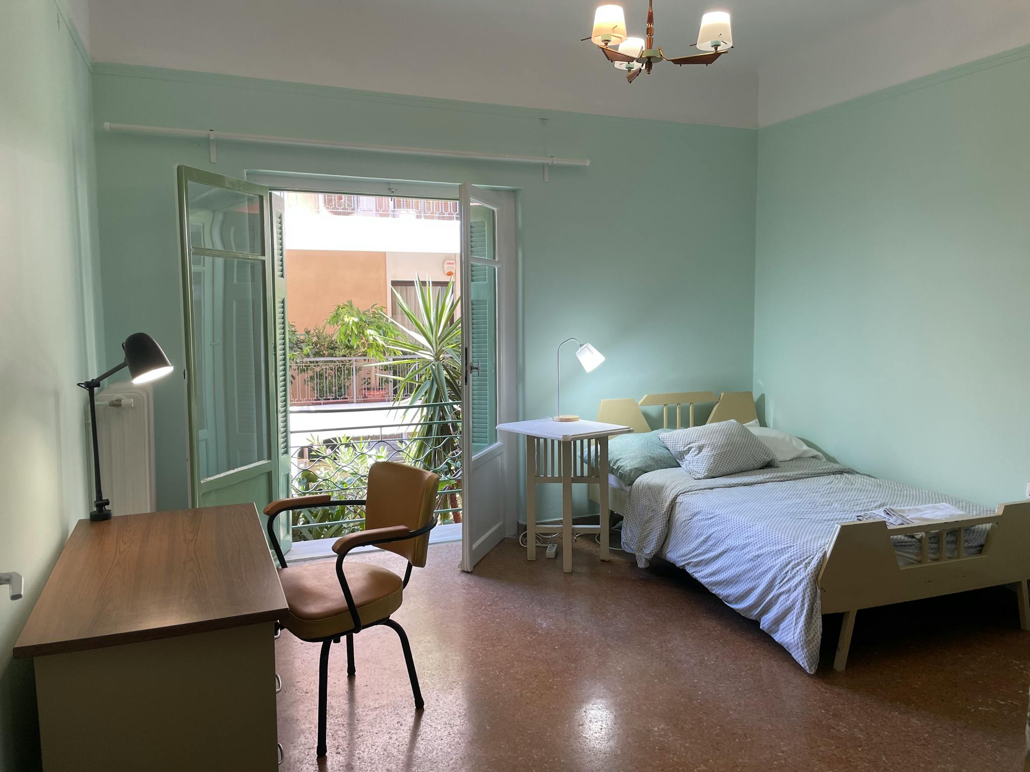Dompoli, Athens preview