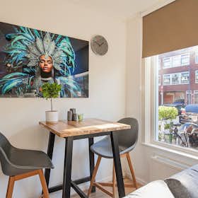 WG-Zimmer zu mieten für 825 € pro Monat in Rotterdam, Schilperoortstraat