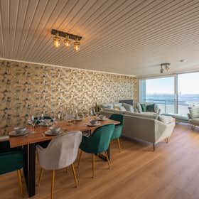 Apartment for rent for €1,200 per month in Ostend, Vingerlingstraat
