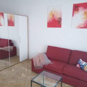 Appartamento in affitto a 194.172 HUF al mese a Budapest, Szövetség utca