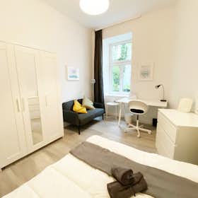 Private room for rent for €620 per month in Vienna, Liechtensteinstraße